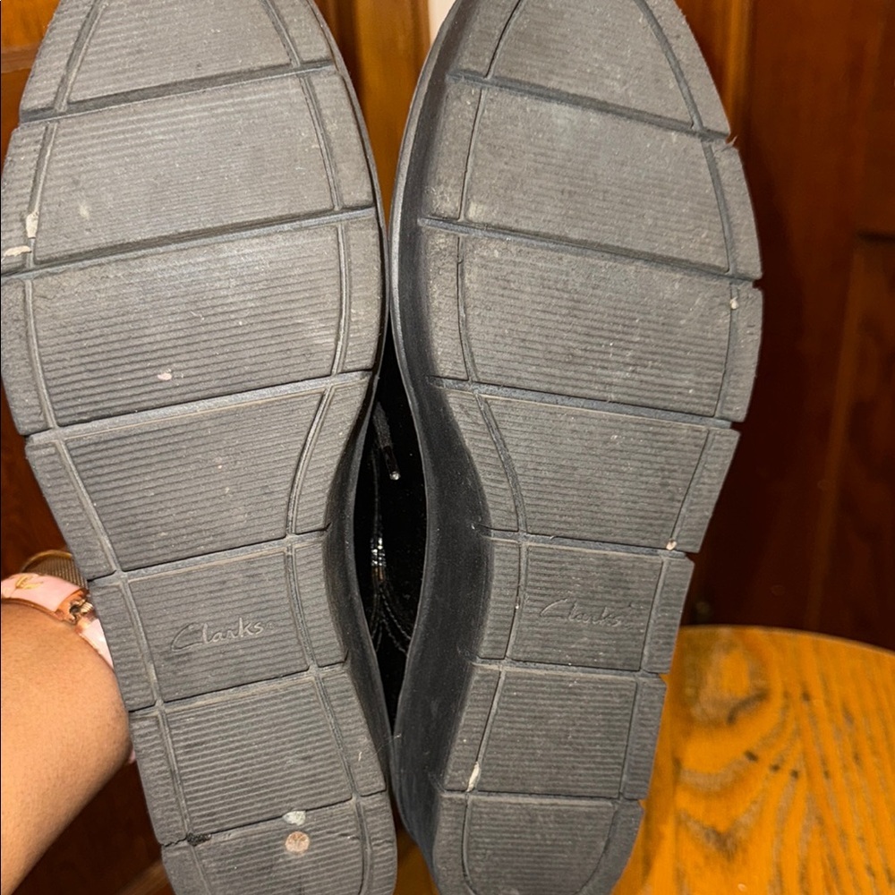 Clarks Black Patent Leather Platform Oxfords - Picture 6 of 6